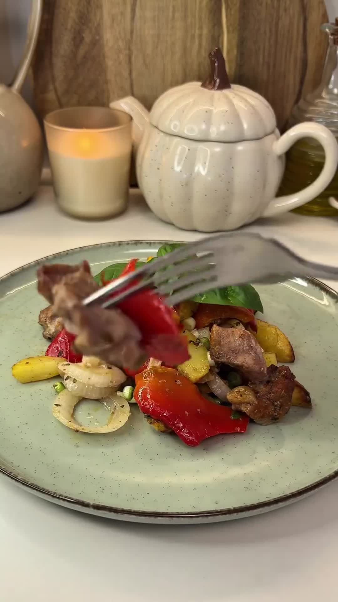Свинина с картофелем и перцем в аэрогриле