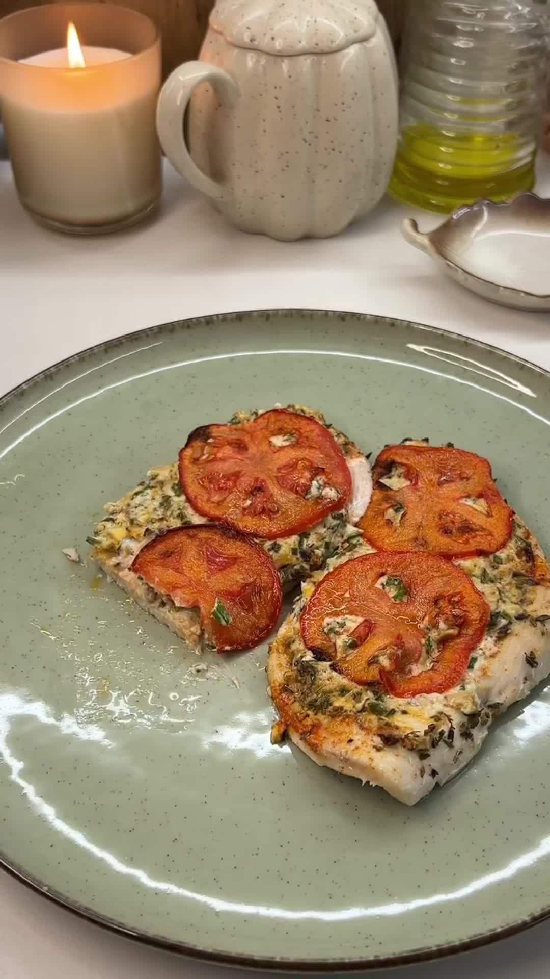 Куриное филе с грибами и творожным сыром