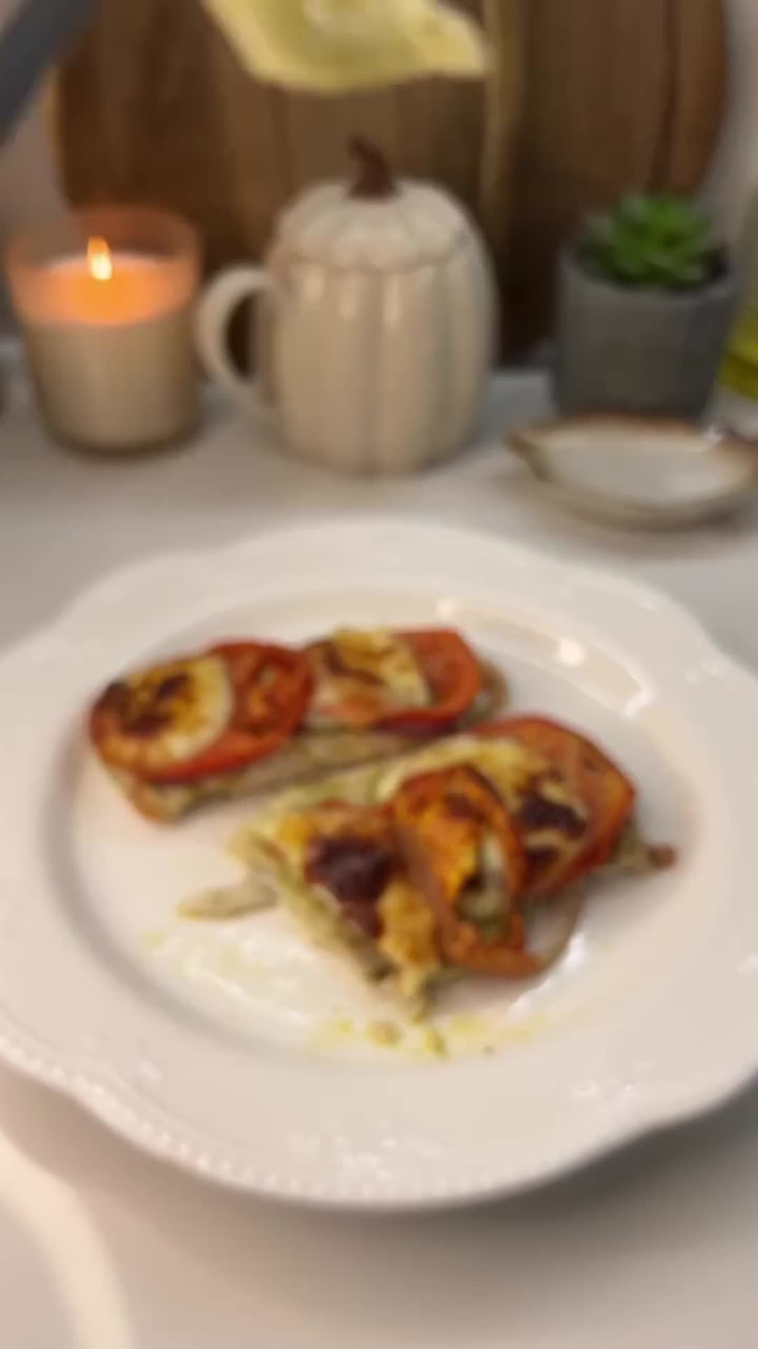 Куриное филе с песто и моцареллой
