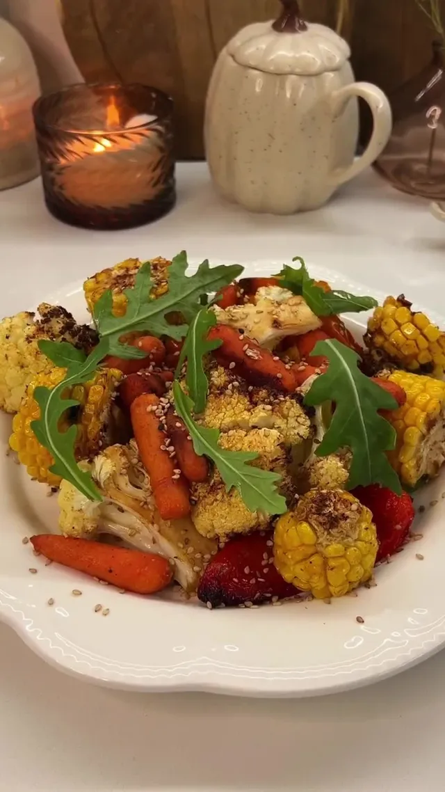 Запечённые овощи с лимоном и кунжутом