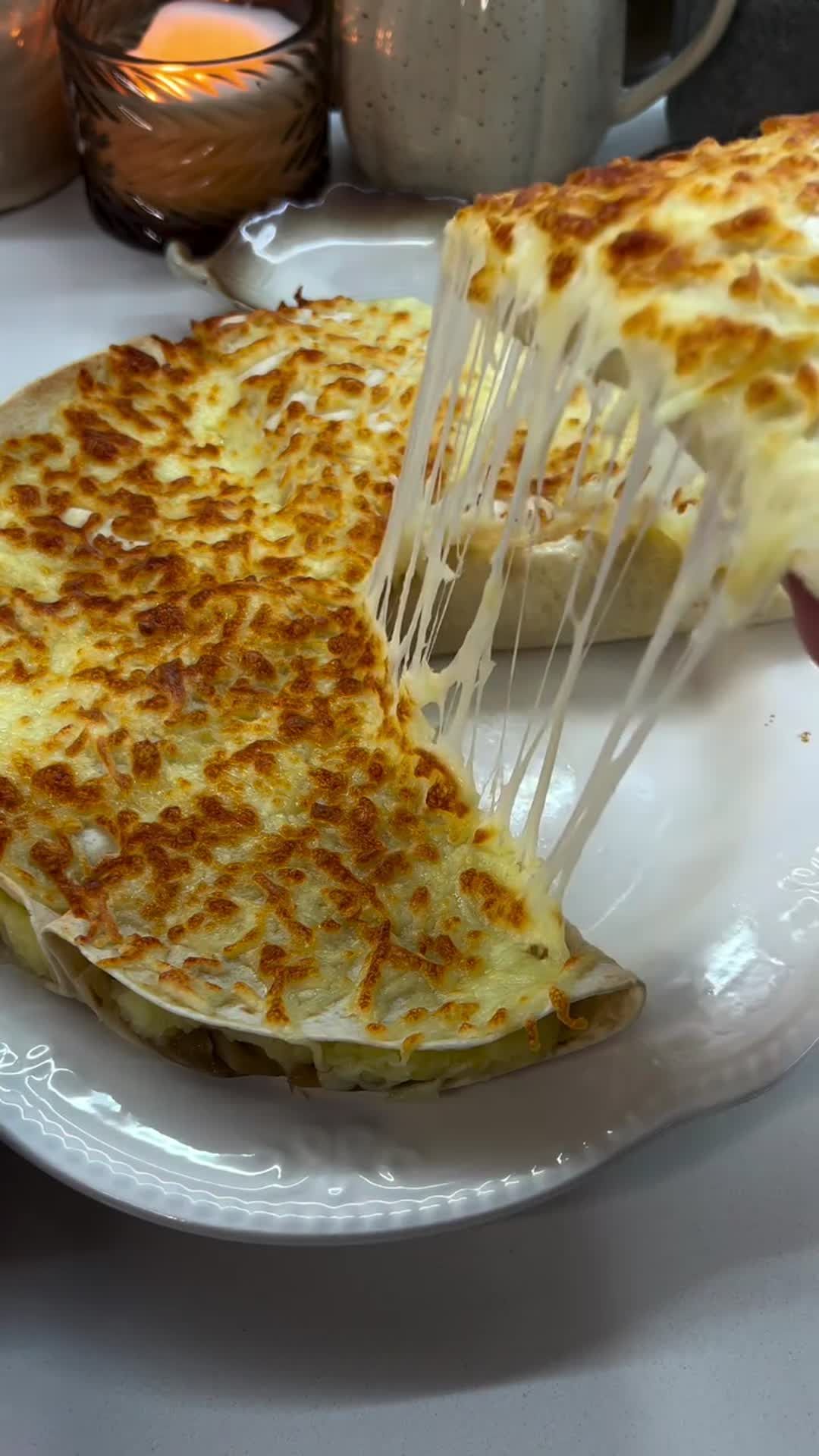 Кесадилья с картофельным пюре и грибами