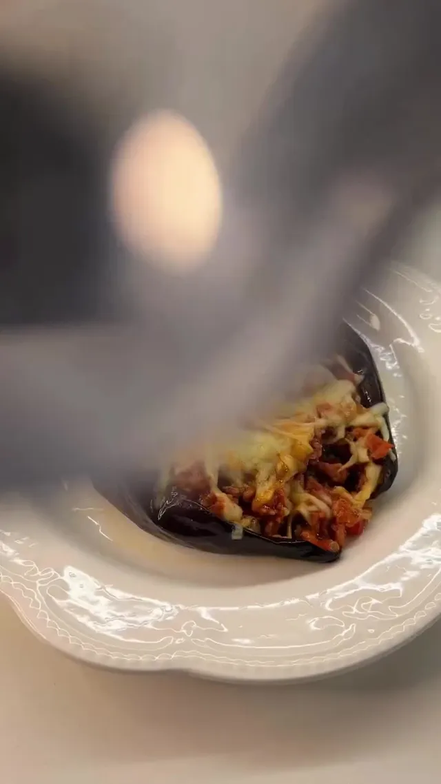 Eggplants Stuffed with Ground Beef under Cheese