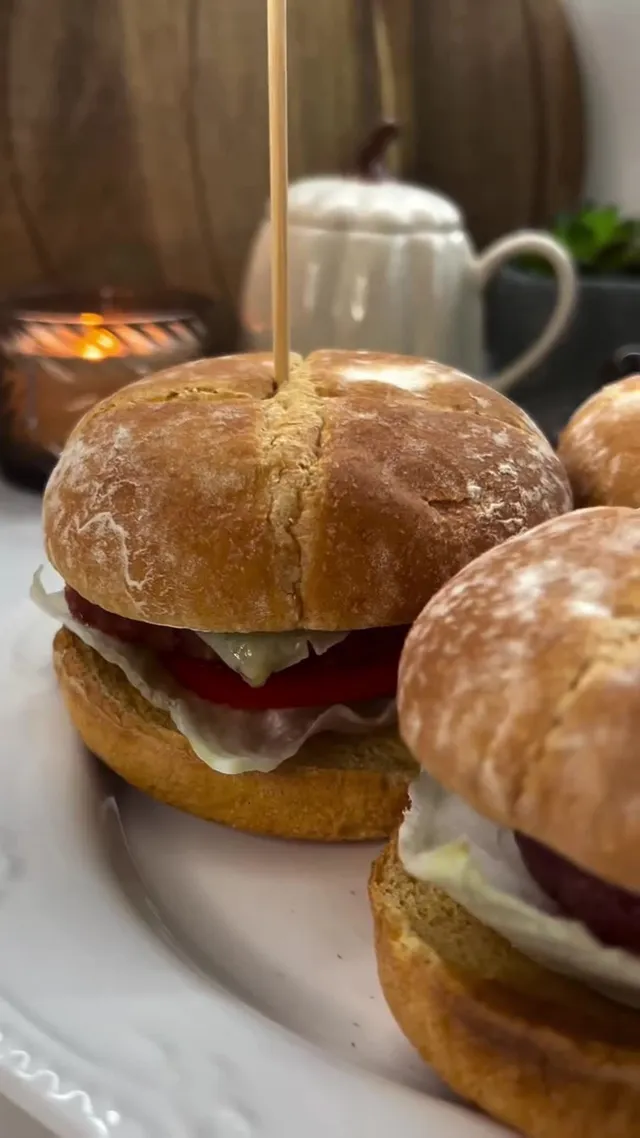 Air Fryer Bacon Burgers