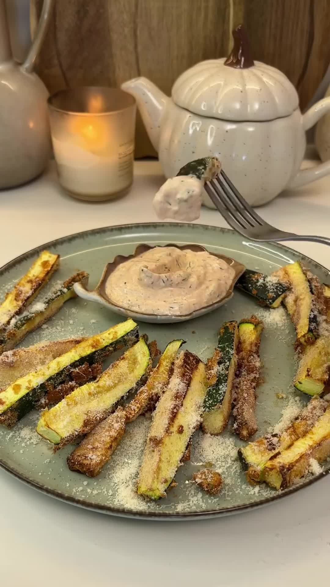Crispy Zucchini Sticks with Yogurt Dip