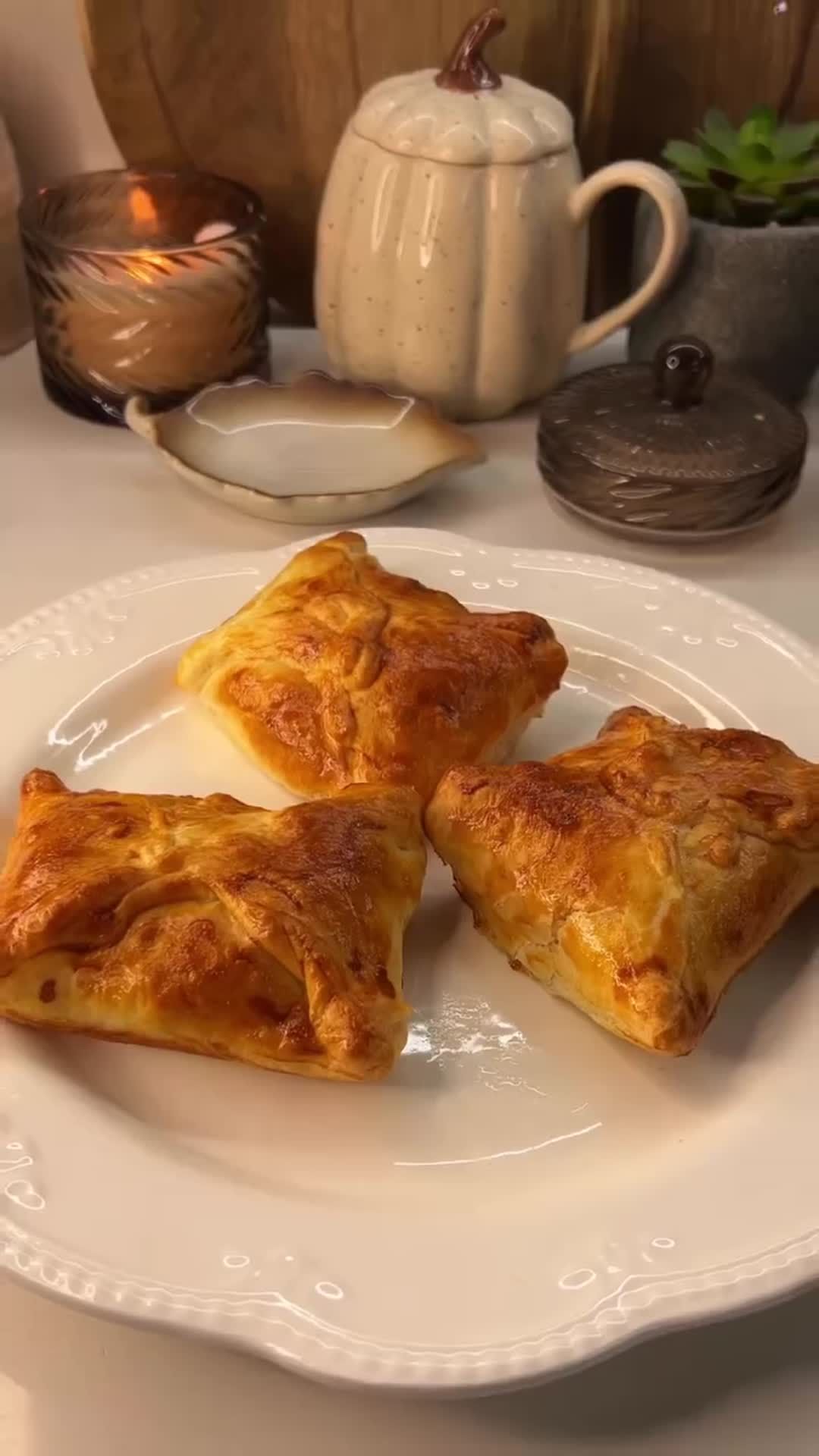 Puff Pastry Parcels with Tuna, Corn and Pepper