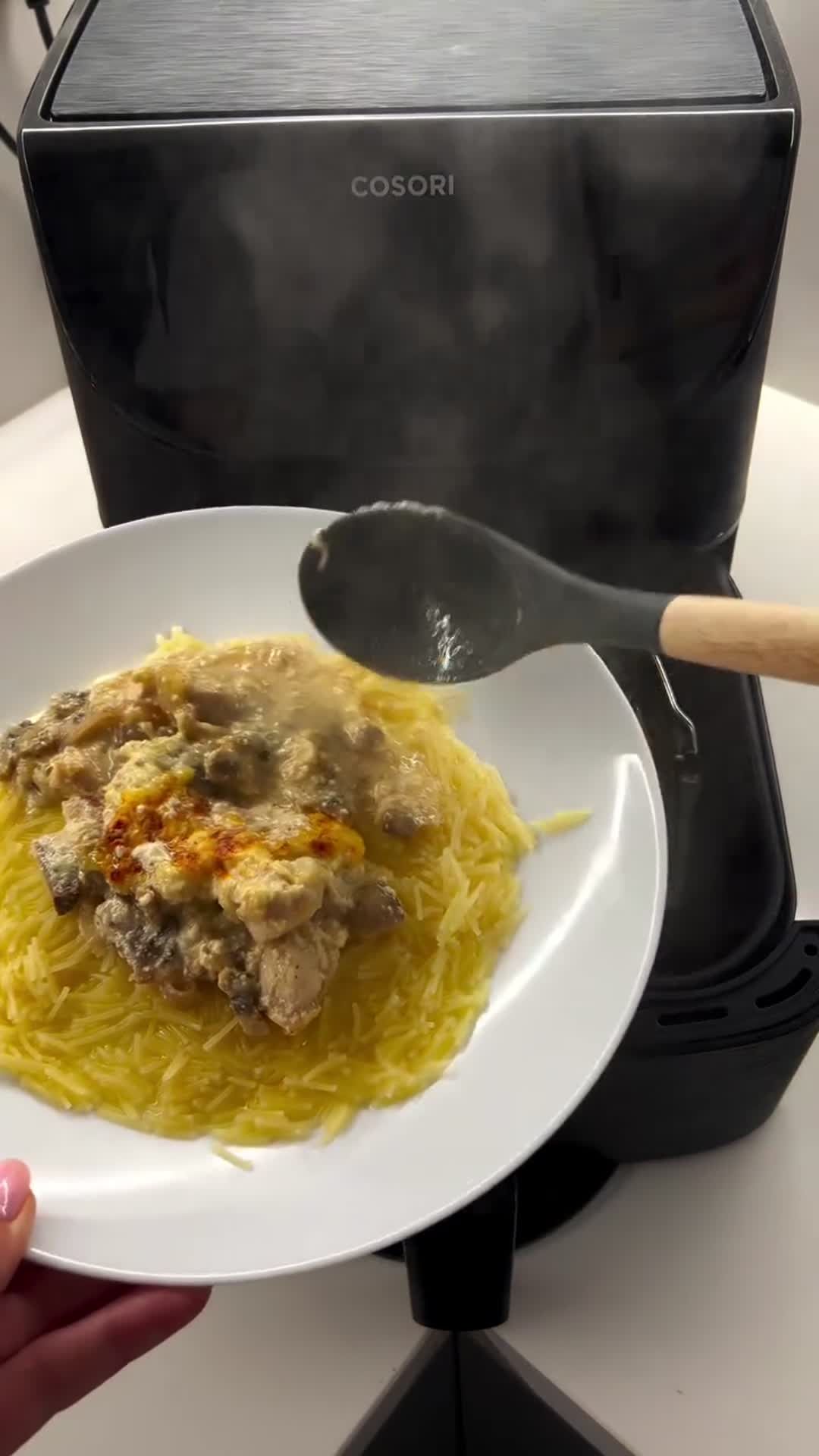 Chicken and Mushrooms in Cream over Spaghetti