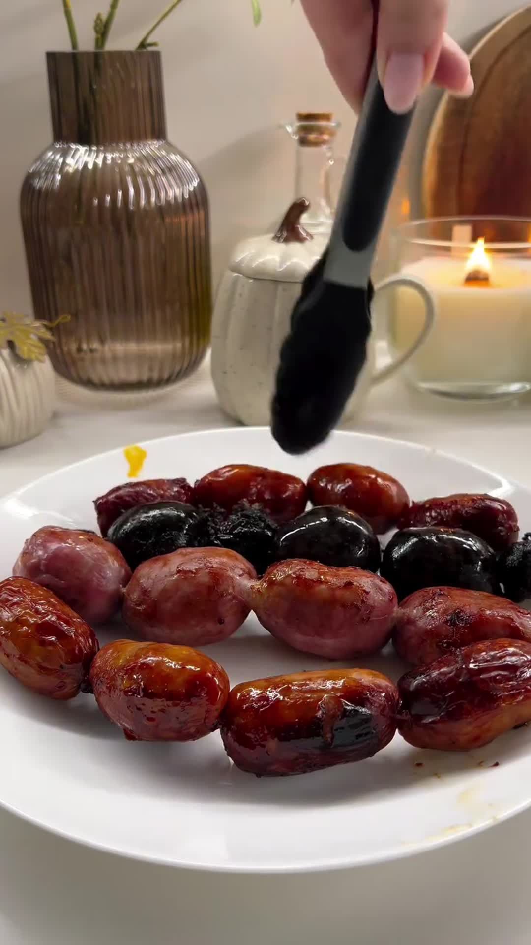 BBQ-Glazed Sausages over Green Beans